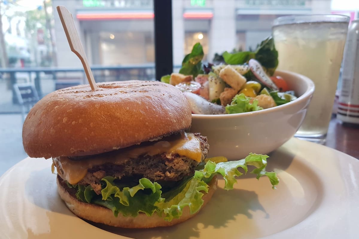 Una Impossilble Burger, en venta en California