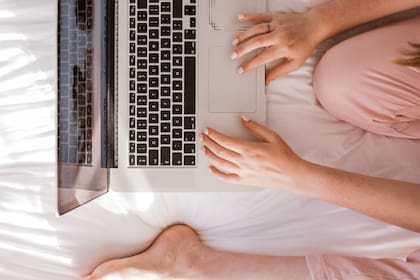 Una iniciativa que reúne a más de veinte marcas de ropa en un mismo sitio, para pasear, elegir y comprar, todo virtual