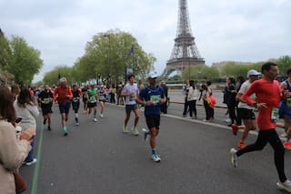 Cómo fue correr la maratón de París 2025, y hallazgos, de la más popular del mundo