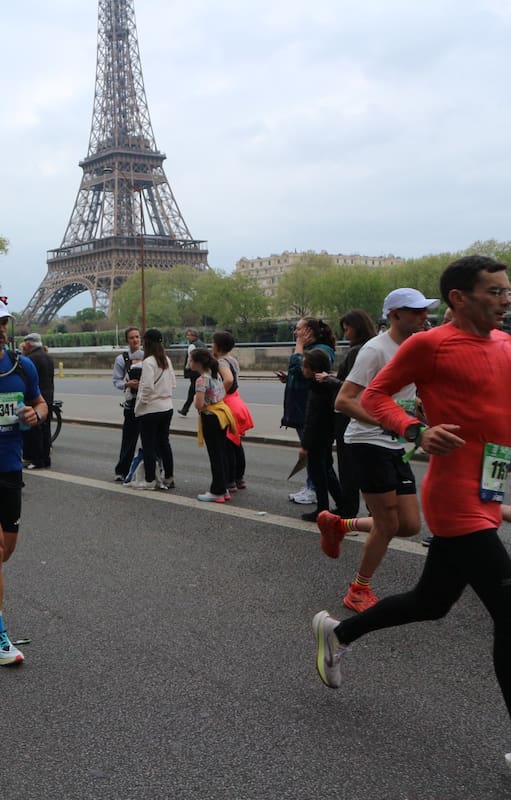 Una instantánea de la Maratón de París 2025