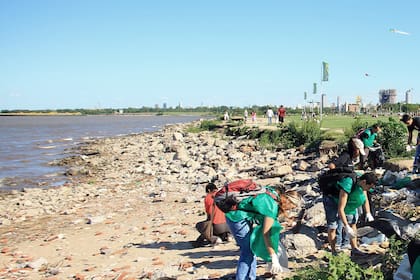 Una jornada de limpieza de Vamos a Hacerlo Argentina.