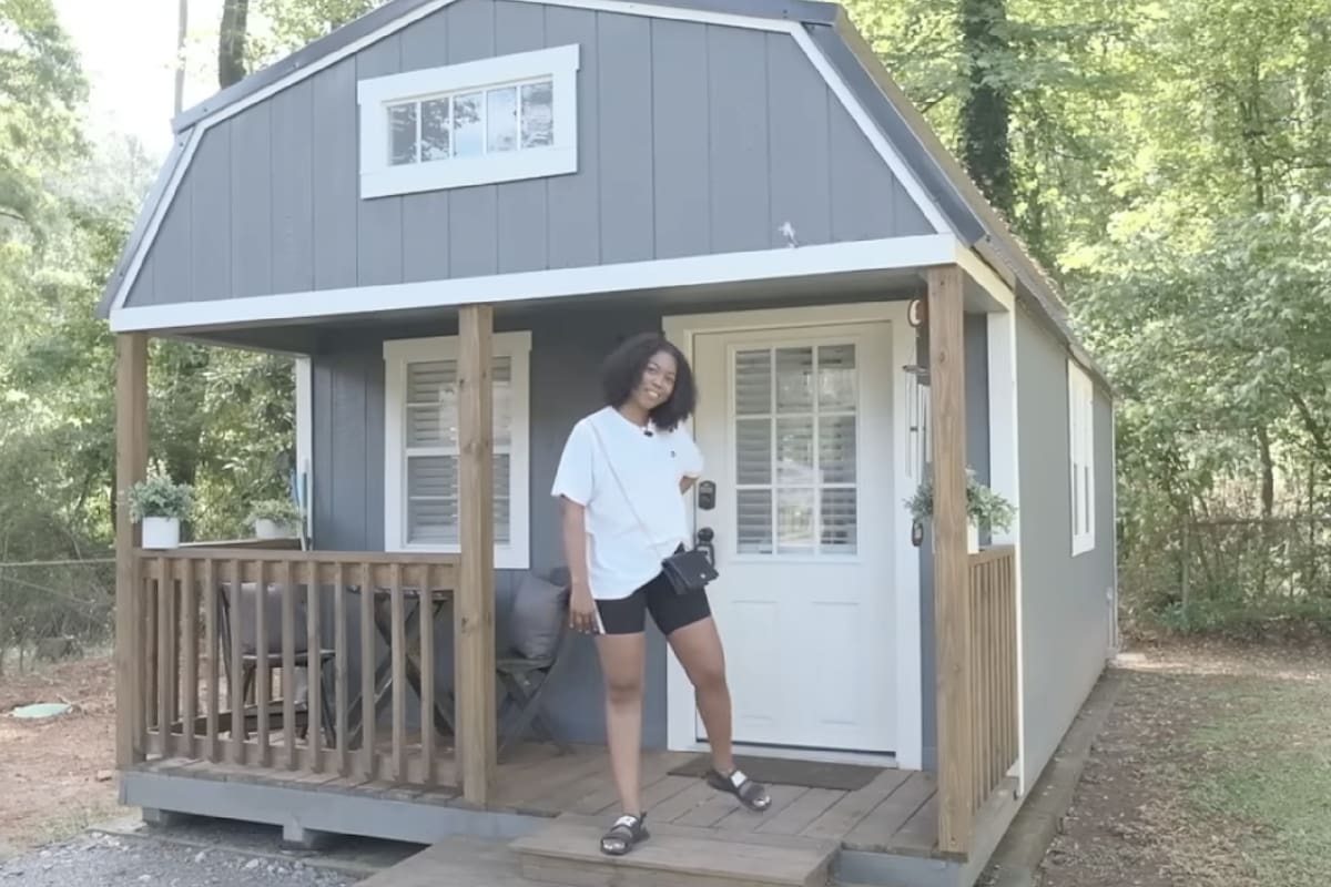 Una joven de 27 años logró hacer un negocio que le permitiera vivir gratis en una casa