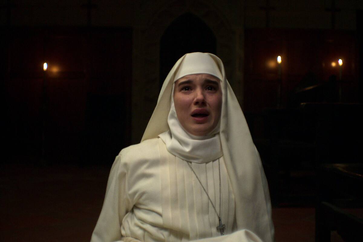 Una joven novicia con poderes sobrenaturales y un colegio que esconde tenebrosos misterios son los ejes de la trama de esta película que se estrenará el 27 de octubre en Netflix