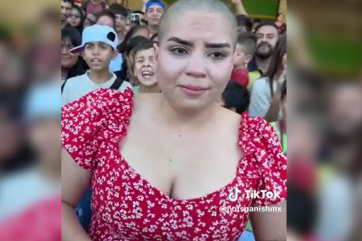 Una joven se llevó una gran decepción al no lograr tener un Iphone 15 (Captura video)