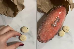 Una joven tomó un paquete de galletas y se lo terminó todo; no se dio cuenta de un detalle
