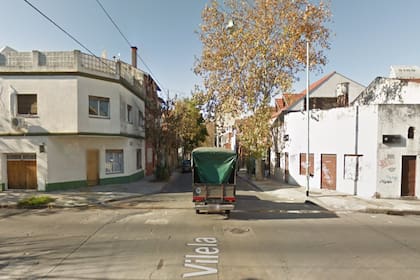 La mujer, de 71 años, apareció maniatada y asesinada a golpes en su domicilio, ubicado en Vilela al 2900, en Saavedra