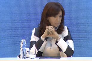Una jugada en el Congreso, con la venía de Cristina Kirchner, permitirá tener a los fiscales a tiro del poder político