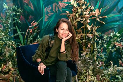 Una jungla de plantas, raíces y flores combinados con música y estímulos olfativos con la firma de Sofía Willemoës