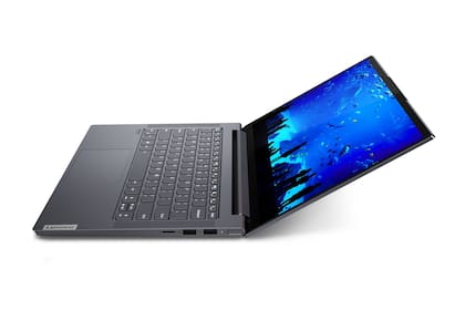Una Lenovo Yoga Slim 7