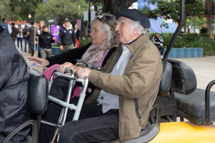 Una leyenda. Alberto Pedro Heguy y su mujer, Silvia Molinari, no se quisieron perder una final peleadísima.