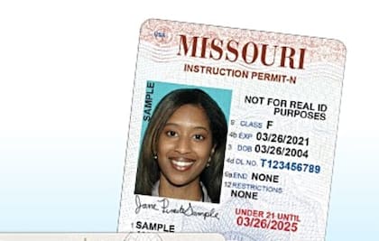 Una licencia o tarjeta de identificación que no cumpla con la Ley Real ID tendrá la leyenda "NOT FOR REAL ID PURPOSES"