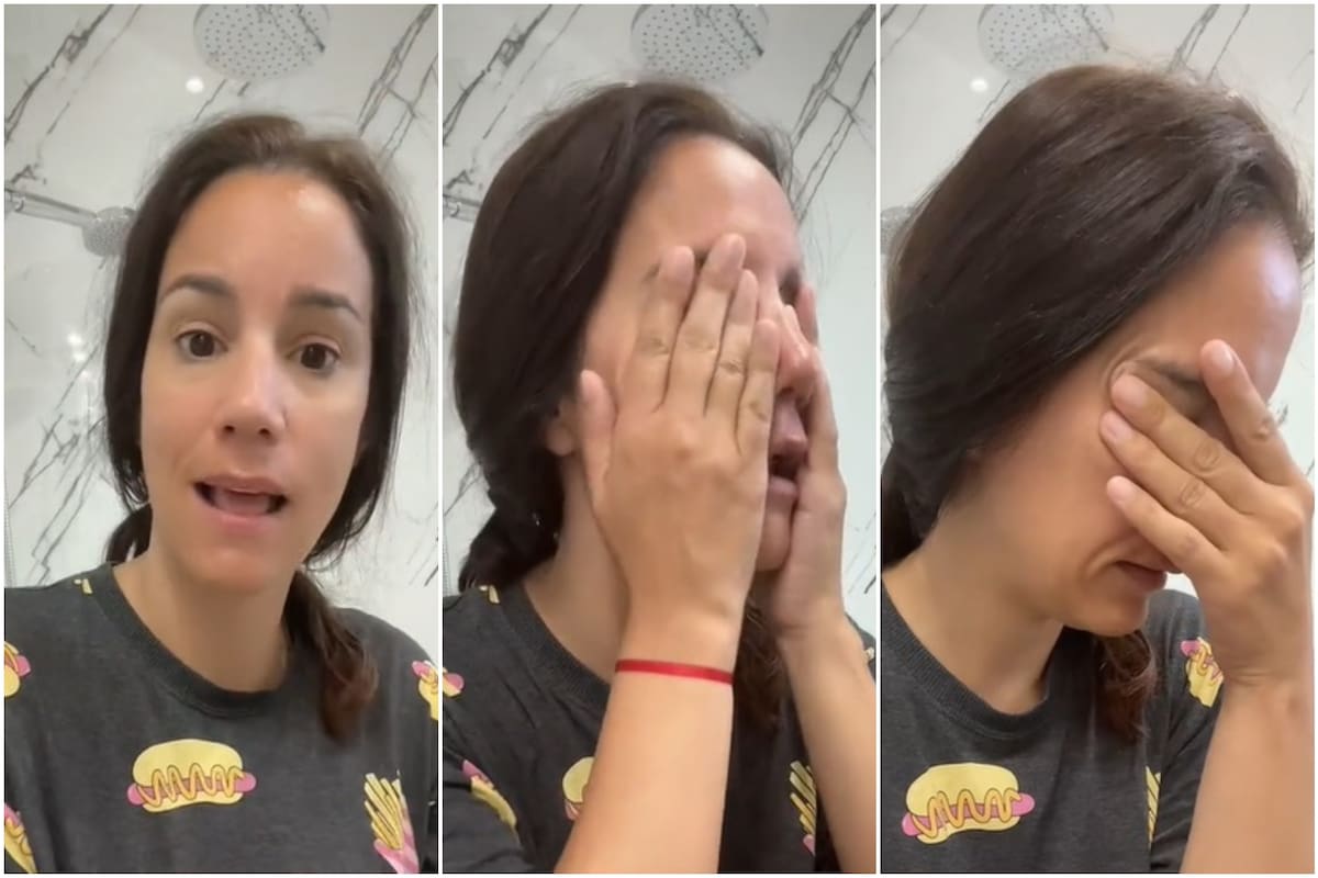 Una madre llora desesperada porque sus hijos están de vacaciones