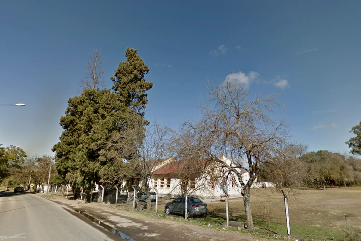 Una maestra falta hace 2 años y 7 meses a la escuela N° 4530 "Teniente Benjamín Matienzo" de la localidad de Las Blancas, en Cerrillos