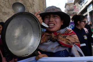 Sindicatos amenazan con protestas tras eliminación del subsidio al diésel en Bolivia