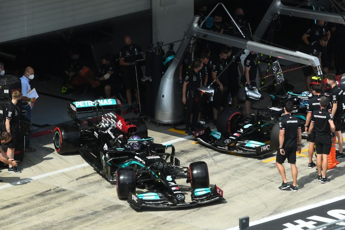 Una maniobra complicada de Valtteri Bottas provocó la queja de McLaren ante el director de la carrera