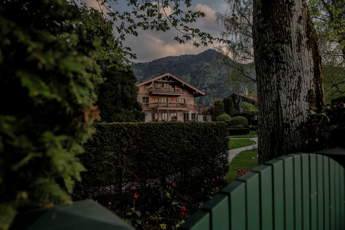 Una mansión que se cree que pertenece al oligarca ruso Alisher Usmanov, en Rottach-Eggern, Alemania, 9 de mayo de 2022.