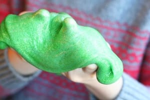 Una masa elástica que es tendencia en las escuelas de todo el mundo puede ser muy peligrosa para la salud