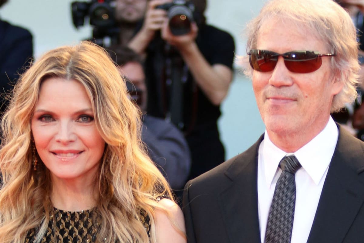 Una mirada a las relaciones de la actriz que hoy se encuentra felizmente casada con David E. Kelley