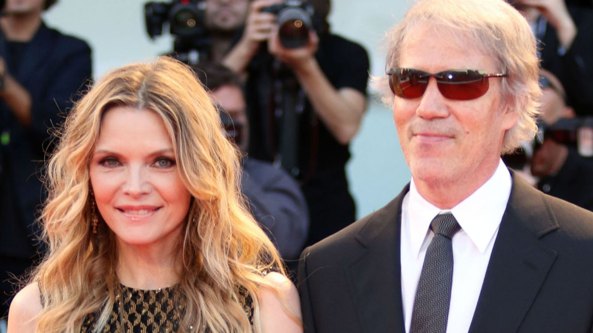 Una mirada a las relaciones de la actriz que hoy se encuentra felizmente casada con David E. Kelley