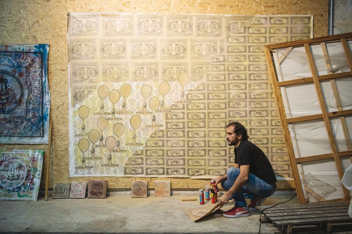 Una muestra con más de cien obras aprovecha la virtualidad para un acercamiento interactivo con el arte actual