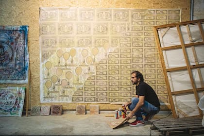 Una muestra con más de cien obras aprovecha la virtualidad para un acercamiento interactivo con el arte actual