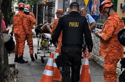 Fabiana Rosa relató que creyó “que podía morir” debido a la profundidad del pozo y al nivel del agua acumulada en su interior