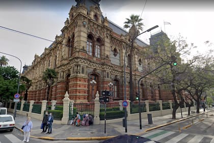 Una mujer cayó en un pozo en Riobamba y Córdoba y murió