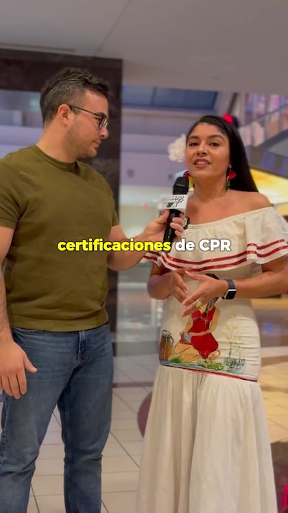Una mujer contó su experiencia al trabajar como cuidadora de adultos mayores luego de hacer el curso de RCP (CPR, en inglés)