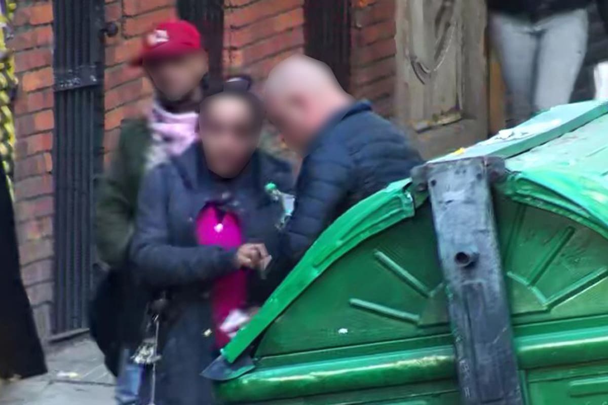 Una mujer de 40 años con antecedentes penales fue detenida vendiendo drogas en el barrio de Constitución Prensa MPF CABA).