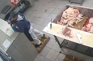 Una mujer discutió con su compañero de trabajo y le puso veneno para ratas en el mate