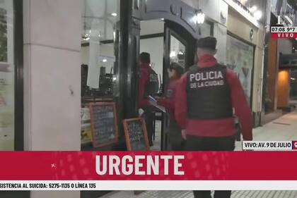 Una mujer de 48 años cayó de un piso 12 al patio de un restaurant ubicado sobre la avenida 9 de Julio a metros del Obelisco