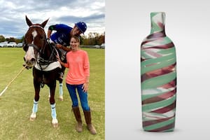 Una mujer de Virginia, Estados Unidos, ganó miles de dólares tras comprar un florero de segunda mano que resultó ser una joya italiana