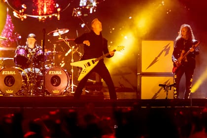 Una mujer dio a luz en pleno show de Metallica en Brasil