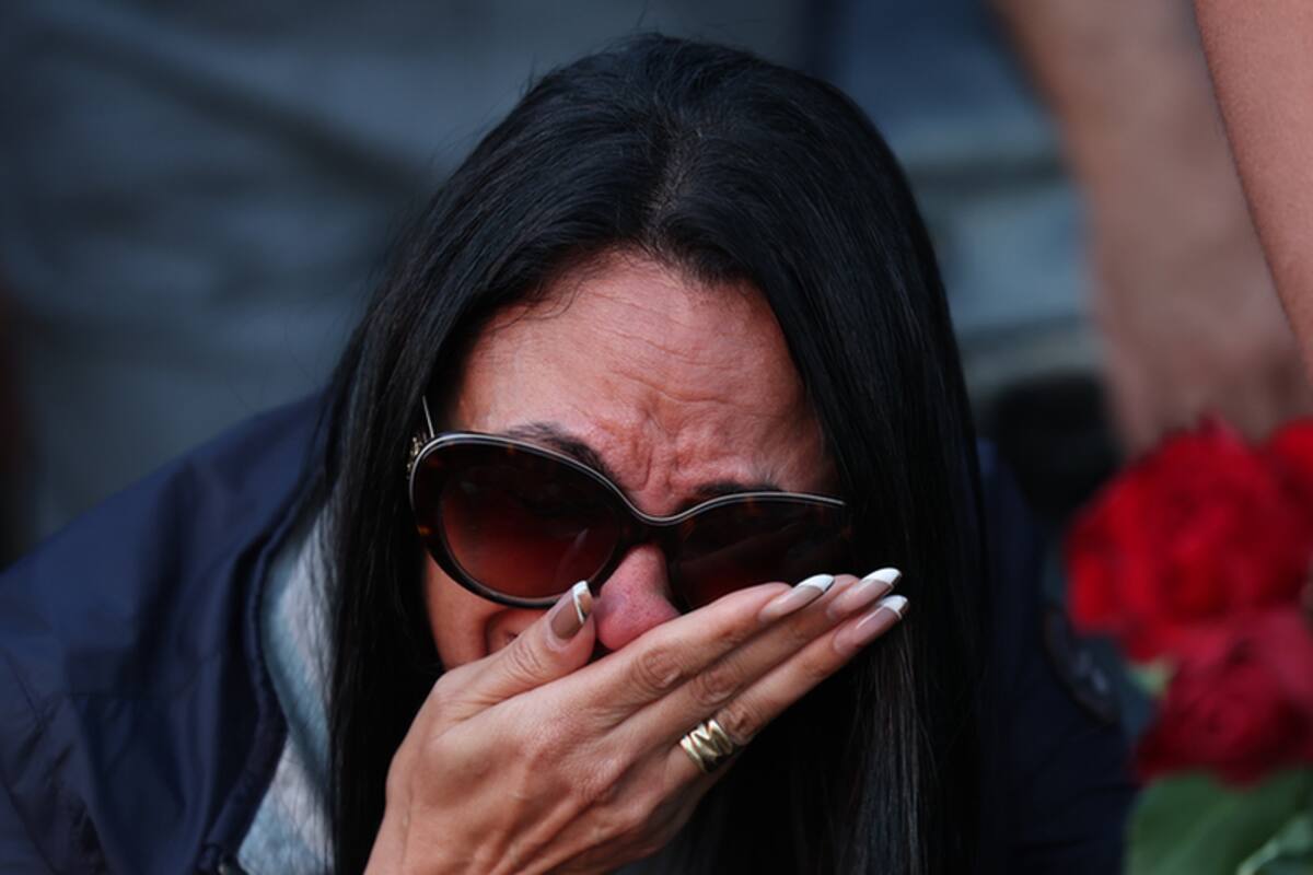 Una mujer israelí de luto por las víctimas de los ataques de Hamás.