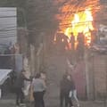 Una mujer murió en un incendio y sus hijos sufrieron quemaduras graves