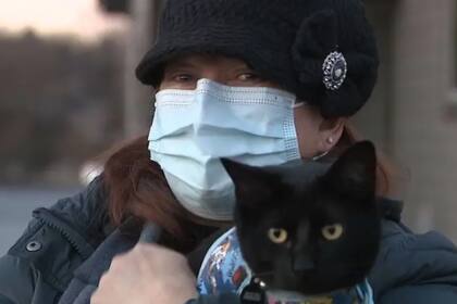 Una mujer se llevó una gran sorpresa al ver la "presa" que había capturado su gato