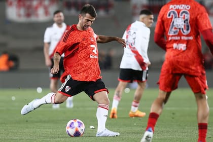 Una multitud acompañó al capitán eterno en su despedida; el fútbol, una excusa para brindarle un merecido reconocimiento al futbolista más ganador de la historia de River