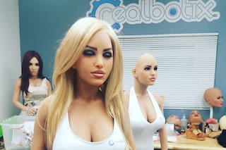 Cómo es la muñeca sexual Harmony, que suma inteligencia artificial