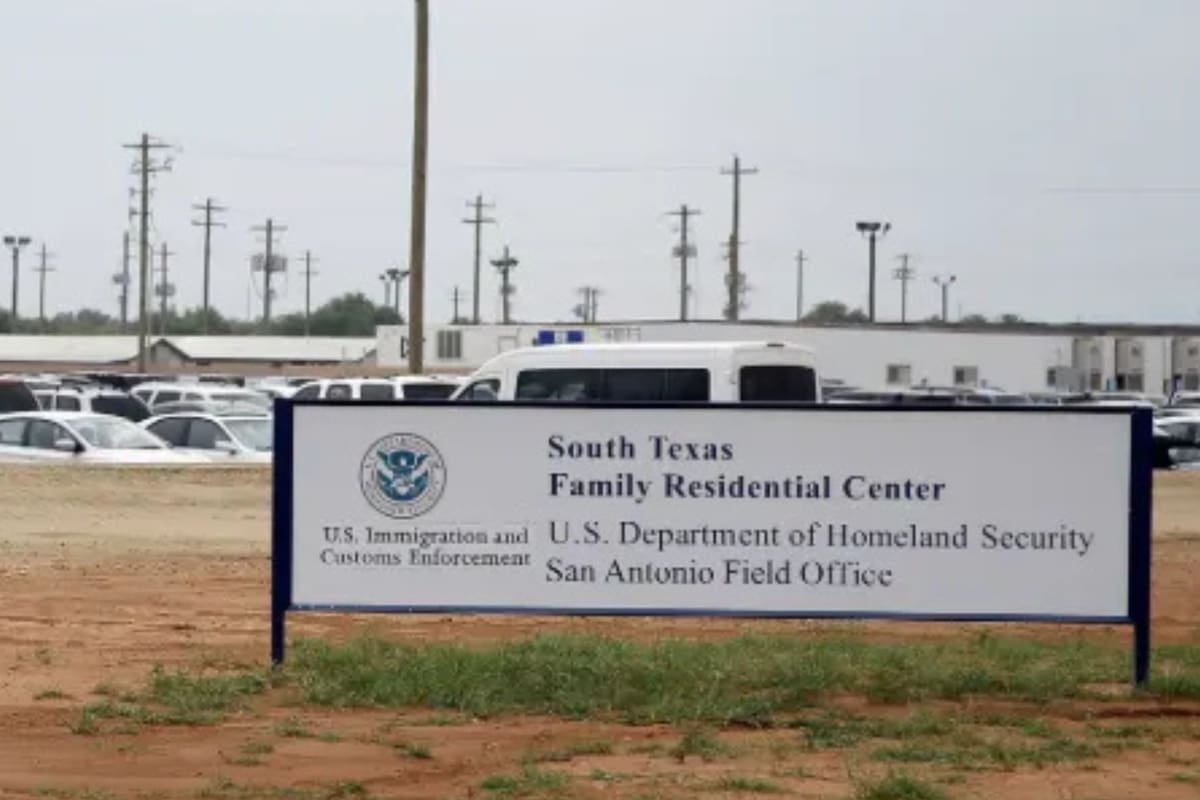 Una niña de 10 años y su madre fueron liberadas en Texas tras pasar 28 días detenidas