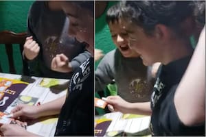 Una niña estalló de emoción cuando encontró la figurita de Messi