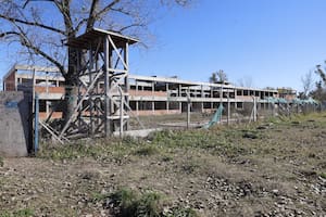 La obra que prometía cambiar una escuela secundaria quedó detenida hace dos años