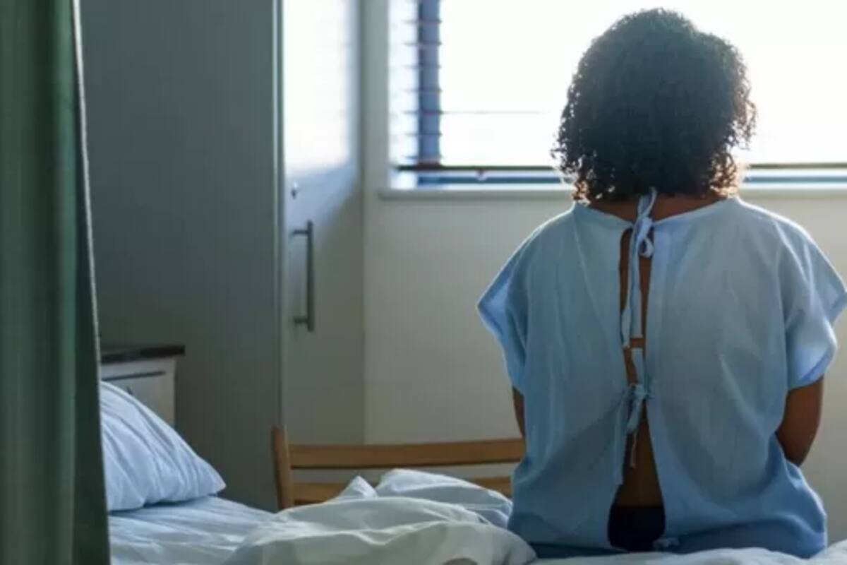 Una oficial de la Policía Comunal de Chivilcoy, de 26 años, denunció que fue drogada y abusada sexualmente por entre cuatro y cinco jóvenes en una casa de esa ciudad bonaerense