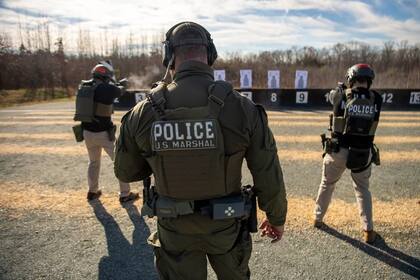 Una orden de deportación no es suficiente para que los agentes ingresen a un domicilio por la fuerza