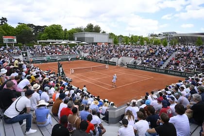 Una panorámica de Roland Garros durante los desafíos de la clasificación para el cuadro principal que comenzará el domingo.
