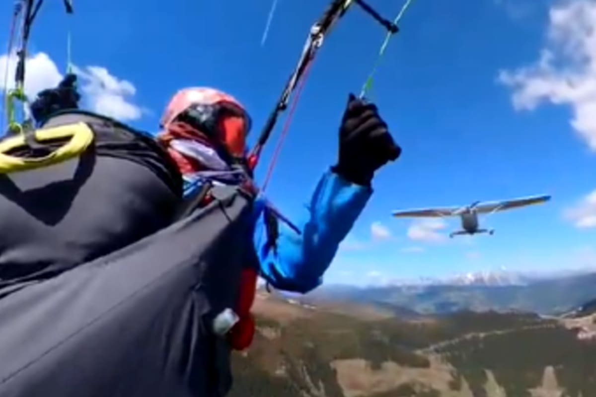Una parapentista austríaca sobrevivió al impacto de una avioneta Cessna 172, que destrozó su planeador y provocó una caída en picada que le hizo temer por su vida