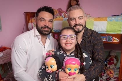 Una pareja de Mendoza adoptó a una chica con leucemia y ella se curó.