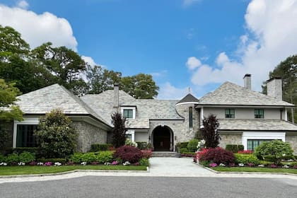 Una pareja de Staten Island pagó US$6,9 millones en un acuerdo fuera de mercado por la propiedad