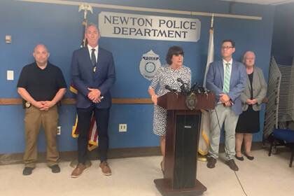 Una pareja fue apuñalada en Massachusett.