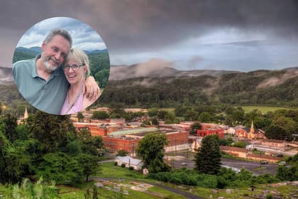 Una pareja originaria de Texas dio un giro drástico en su vida y encontró refugio en las montañas de Georgia