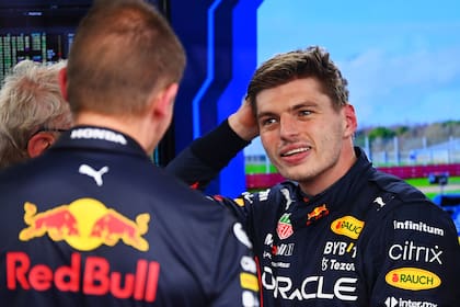 Una pausa para Max Verstappen, en el circuito de Canadá